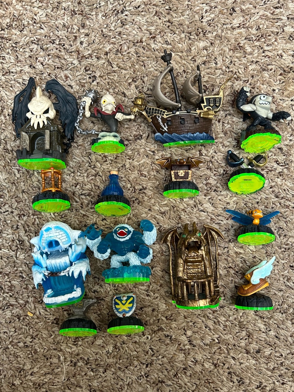 Skylanders Spyro’s Adventure level portal figure item trophy sets lot bundle